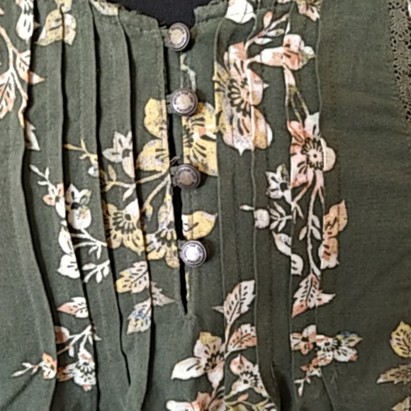 Olive Green Tank with floral print S - Picture 2 of 6